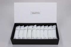 Velveta Luxury Premium Cotton Wet Towels - Oud Scent 40Pcs